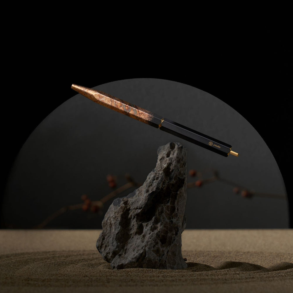 
            
                Load image into Gallery viewer, Classic Renaissance - YAKIHAKU Portable Ballpoint Pen
            
        
