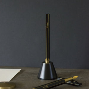 Classic Revolve-Desk Fountain Pen-Black
