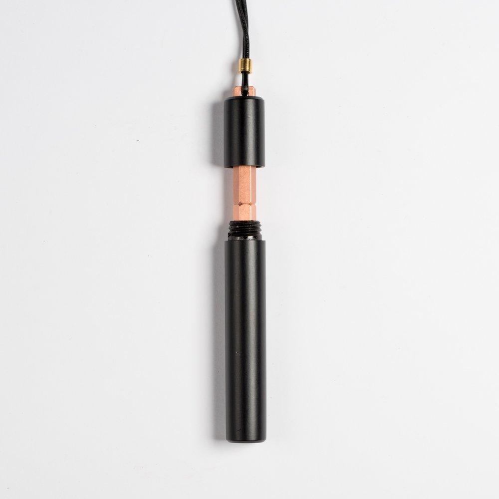 Copper fountain pen with a portable case